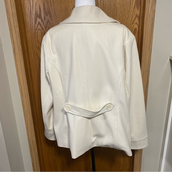 Women’s plus size winter coat - Picture 7 of 8